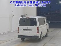 TOYOTA HIACE 2012