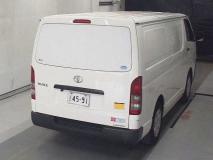 TOYOTA HIACE VAN 2012